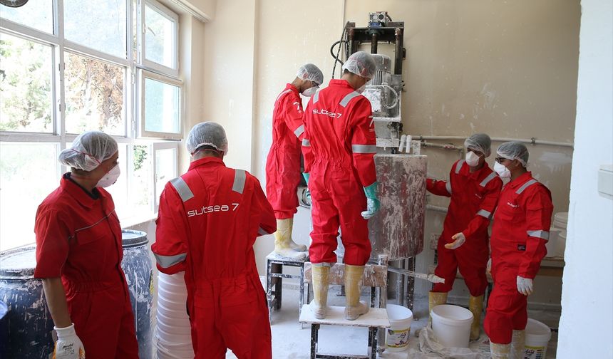 Adıyaman'daki liselilerin bu yılki hedefi boya üretiminden 5 milyon liralık ciro