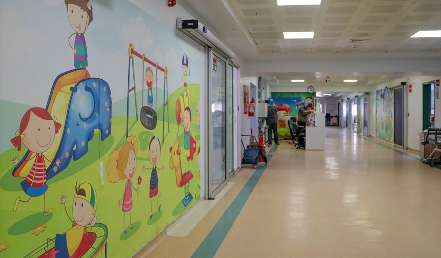 Diyarbakır'da kalp ve akciğer hastası çocuklar için 'Pediyatrik ECMO Merkezi' kuruldu