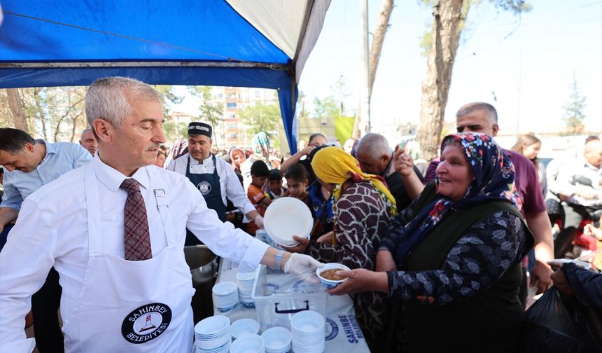 Şahinbey Belediyesi'nden 240 bin kişiye aşure hedefi