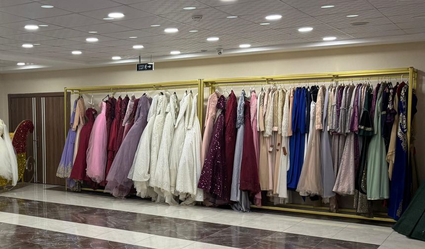 Siirt Belediyesi, evlenecek çiftlere ücretsiz gelinlik ve kuaför desteği sağlayacak