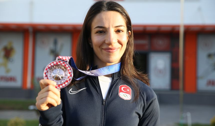 Siirt'li Evin Madalya Azmiyle Sakatlık Tanımıyor