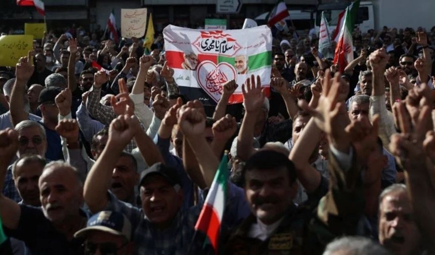 X'ten İran Kararı: İslam Cumhuriyeti Bayrağı Gitti, "Aslan ve Güneş" Geldi