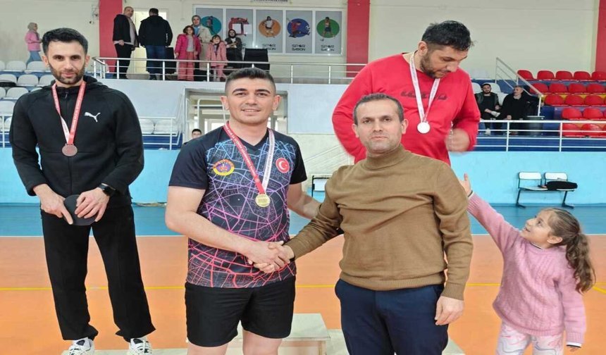 Sason’da Raketler Yarıştı: Masa Tenisi Turnuvası Heyecanı