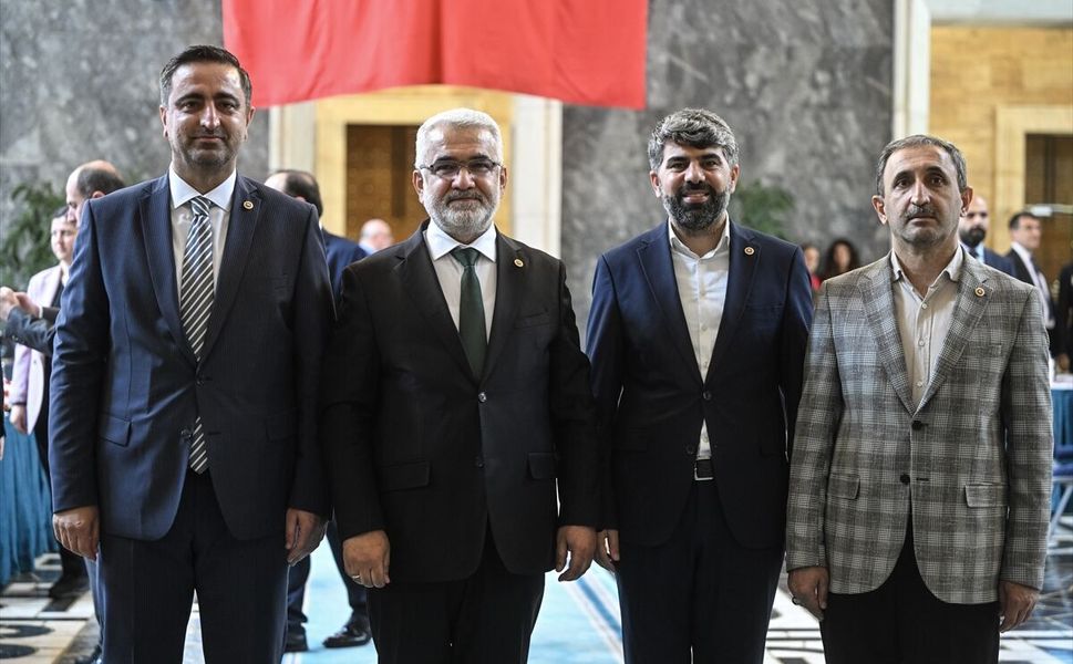HÜDA PAR’dan Karma Eğitim Düzenlemesi Teklifi
