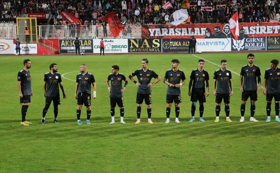 Batman’da Nefesler Tutuldu! Petrolspor-Şanlıurfaspor Maçı Şampiyonluğu Belirleyebilir