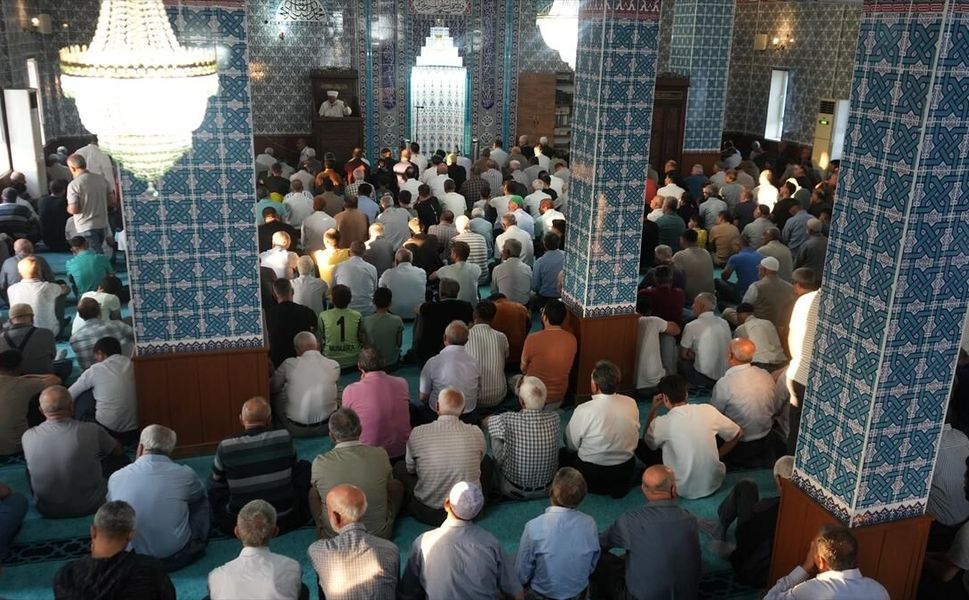 2026 Ramazan’ın İlk Teravih Heyecanı: Bugün Yatsı Ezanı Saat Kaçta Okunacak? (18 Şubat)