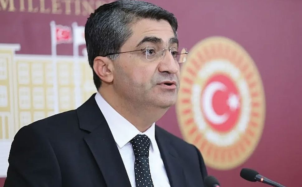 Ekmen Başvurdu: Batmanlının Uçak Bileti İsyanı Rekabet Kurumu’nda
