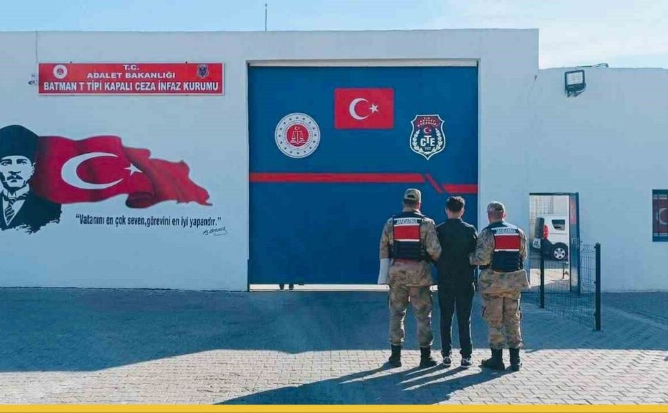 Batman'da 35 Yıllık Hapis Cezası Olan Firari Dolandırıcı Yakalandı