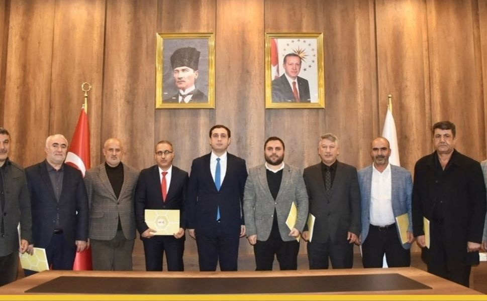 Sason Kaymakamı Başar'dan Merkez Camisi'ne Katkı Sunanlara Teşekkür