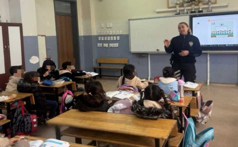 Batman’da Polis Amcalar Okulda Ders Verdi