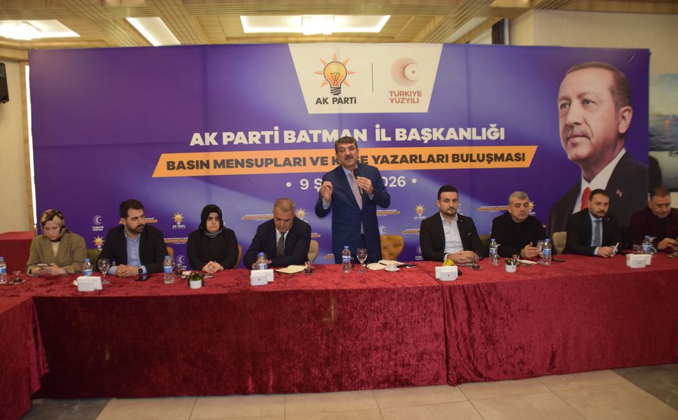AK Parti Batman Milletvekili Nasıroğlu ve İl Başkanı Şansi Gazetecilerle Buluştu