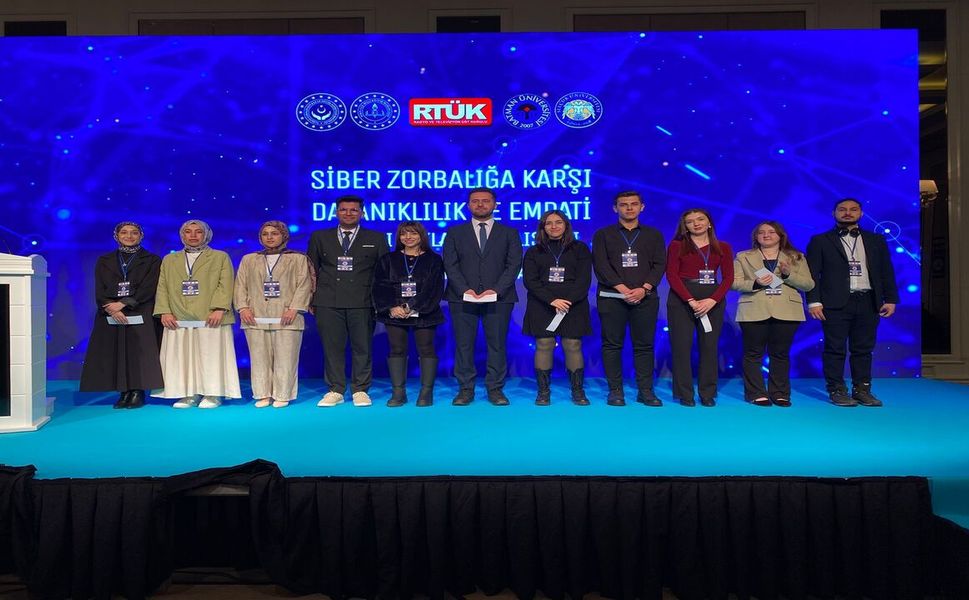 Batman Üniversitesi'nden Siber Zorbalığa Karşı "Empati" Kalkanı