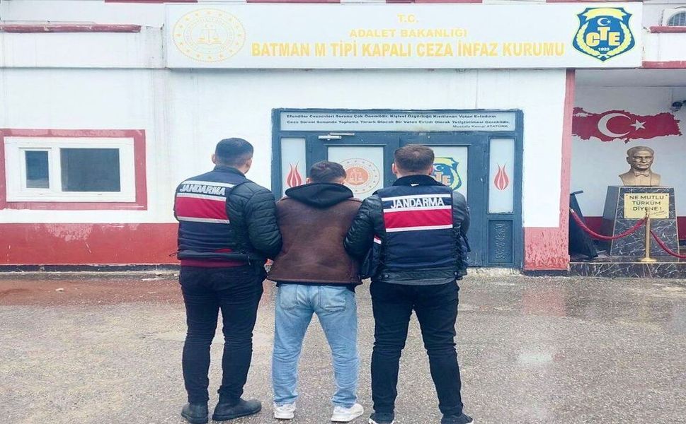 Batman’da Jandarmadan Kaçamadılar: 35 Firari Tutuklandı
