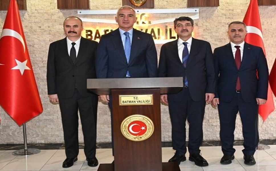 Kültür ve Turizm Bakanımız Ersoy Batman’da: Sason Kütüphanesi Kitap Meraklılarına Merhaba Dedi