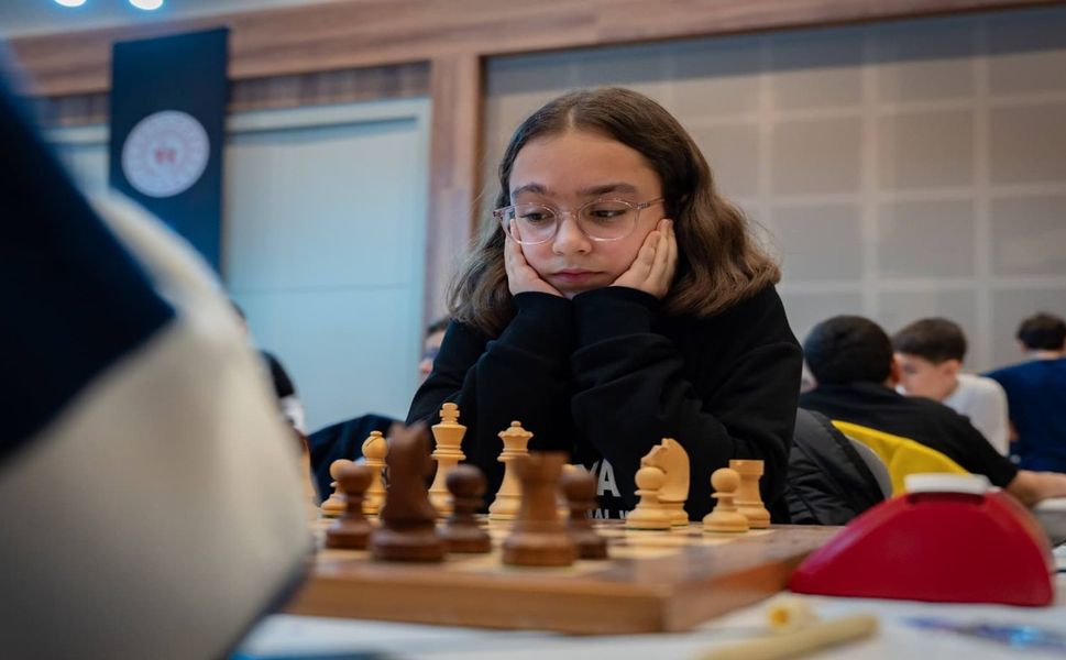 Batmanlı Zekaların Antalya Çıkarması: Satranç Şampiyonası’nda Çifte Zafer