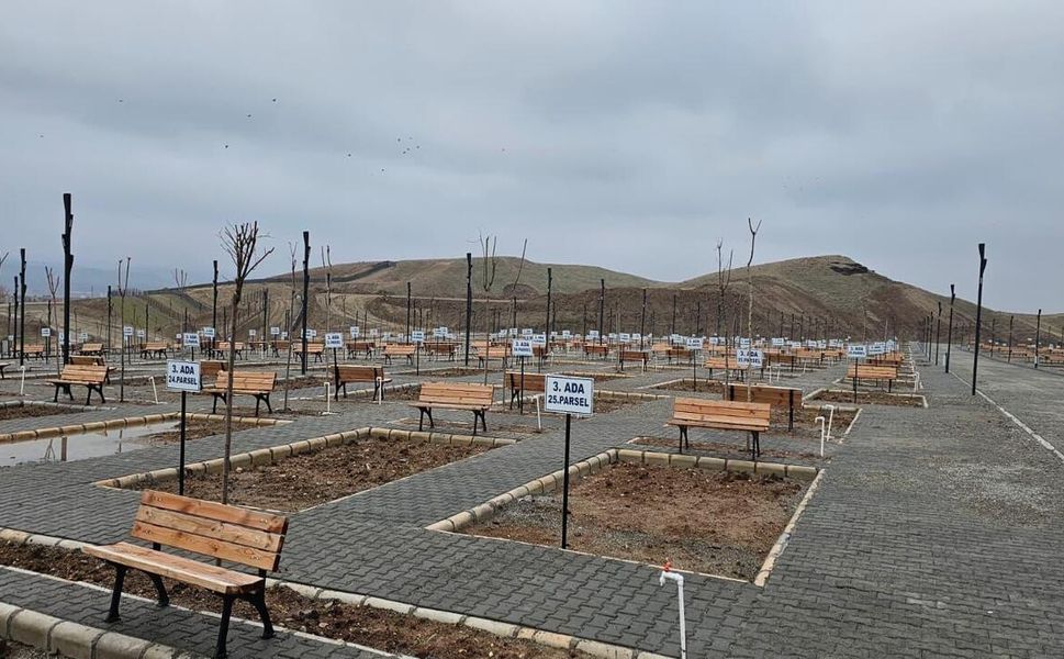 Batman’da Yeni Aile Mezarlığı Açıldı: İlk Cenazeler Defnedildi