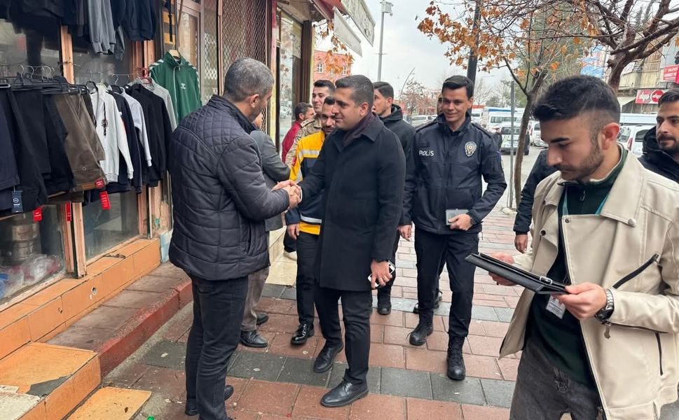 Kozluk Kaymakamı Böçkün Esnafı Hem Dinledi Hem Uyardı