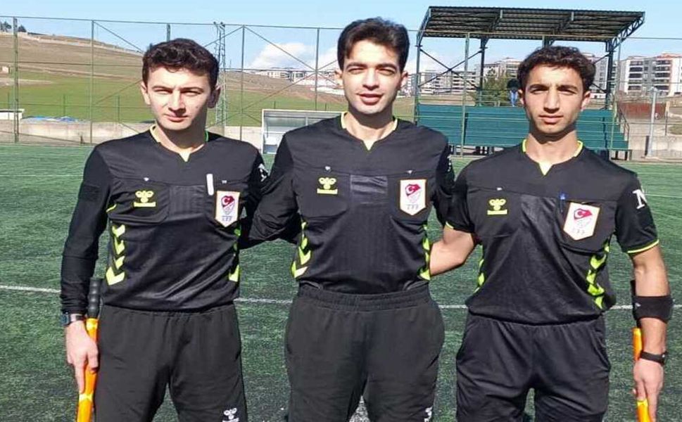 Batmanlı Genç Hakemlerin Saha Yönetimi Tam Not Aldı