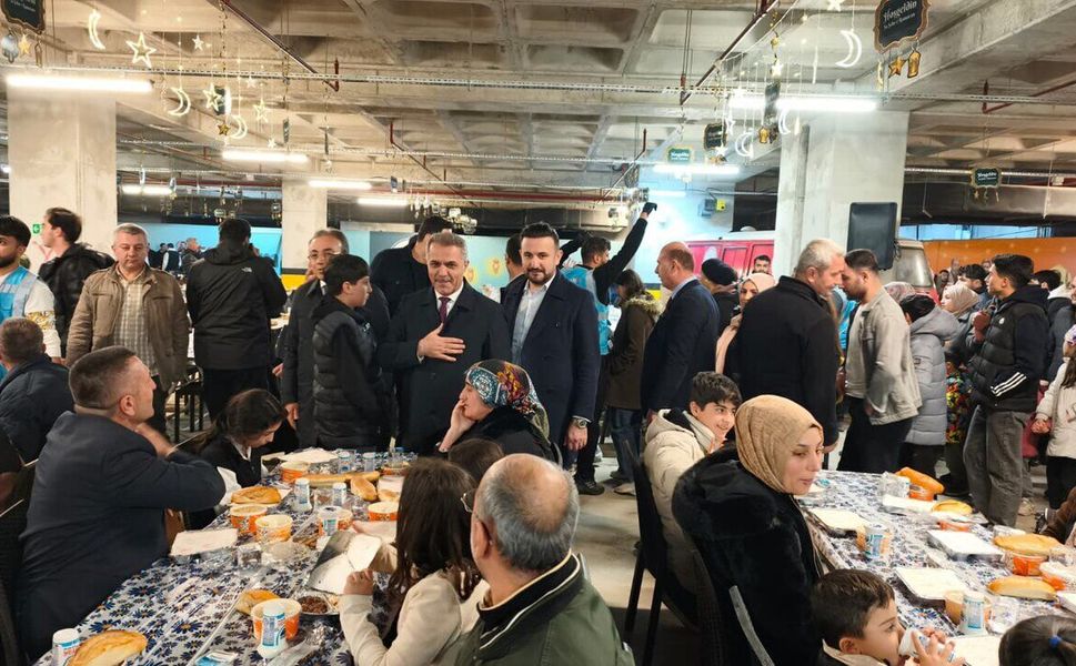 Batman’da 500 Üniversite Öğrencisi İftar Sofrasında Buluştu