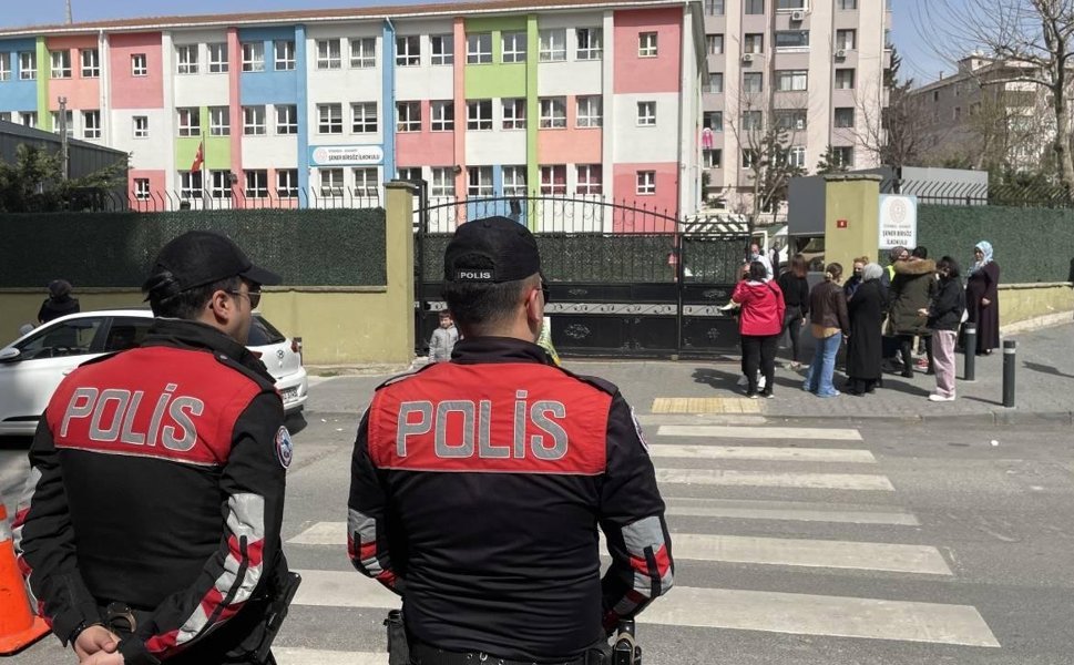 Batman Polisi Okul Çevrelerinde Kuş Uçurtmuyor
