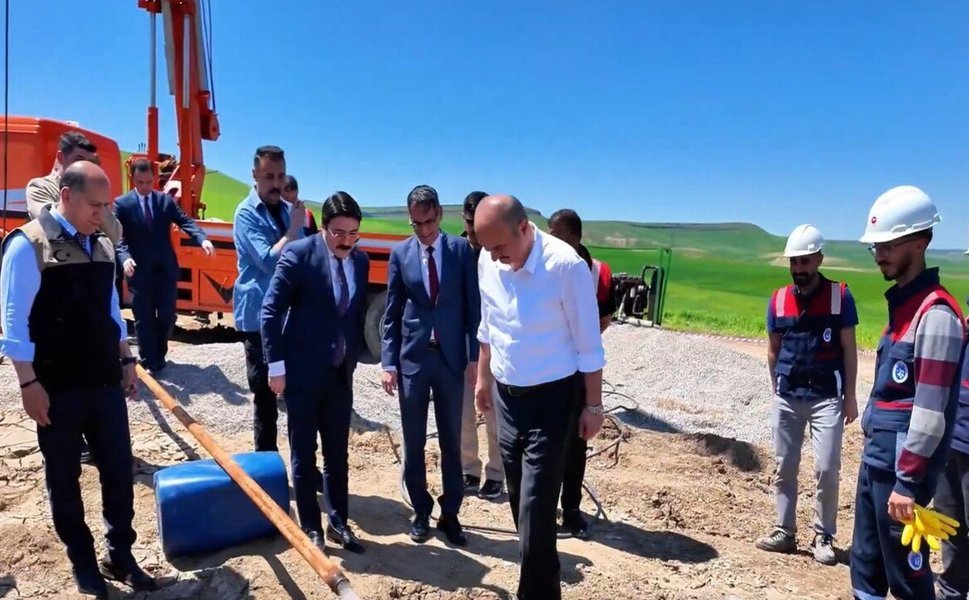 Vali Canalp Açıkladı: Beşiri Cezaevi Yazı Su Sıkıntısı Çekmeden Geçirecek