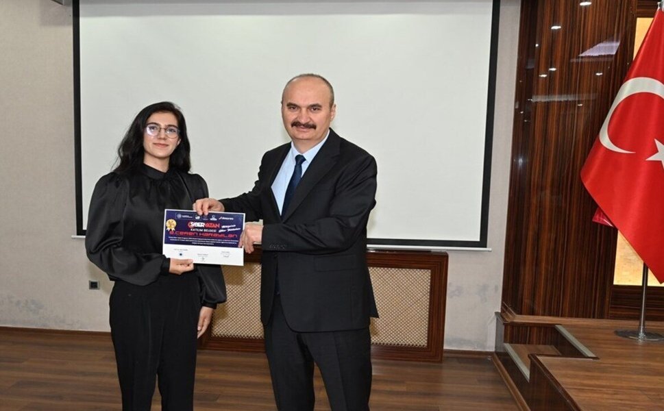 Batman’da 40 "Beyaz Şapkalı Hacker" Sertifikasını Aldı