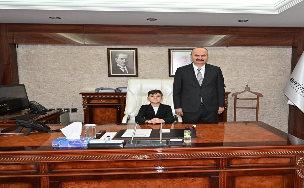 Batman 23 Nisan Coşkusuyla Yankılandı: Atatürk Parkı’nda Görkemli Kutlama