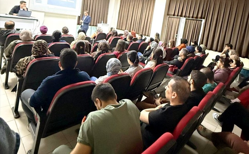 Kozluk'ta Sağlık Çalışanlarına 'Hukuki Sorumluluk' Eğitimi