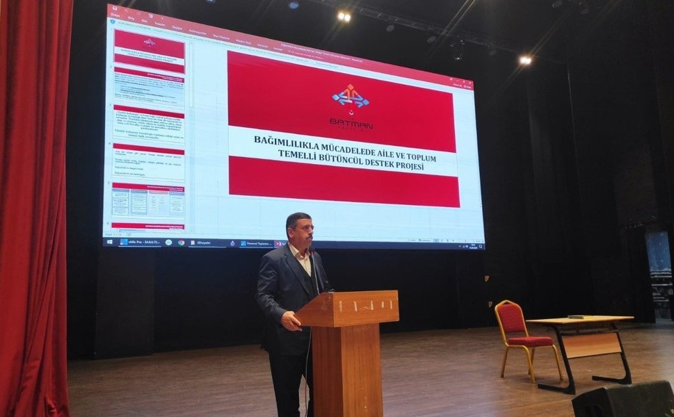 Batman İl Müftülüğü’nden Bağımlılıkla Mücadele Zirvesi