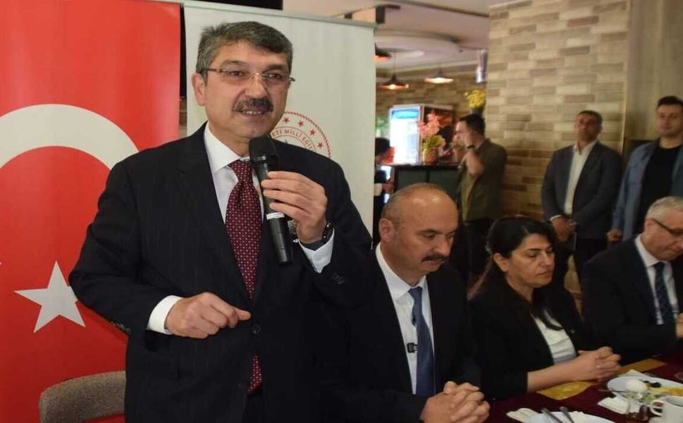 Ferhat Nasıroğlu: "Gençlerimizin Başarısı Batman’ın Gururudur"