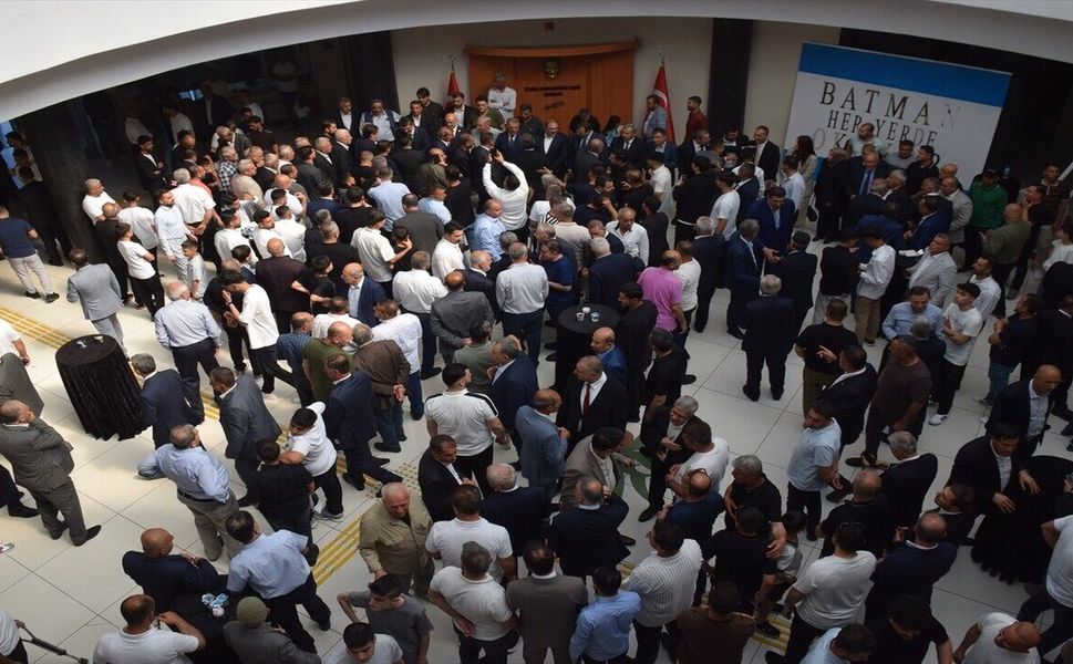 AK Parti Batman İl Teşkilatı’nda Bayram Coşkusu