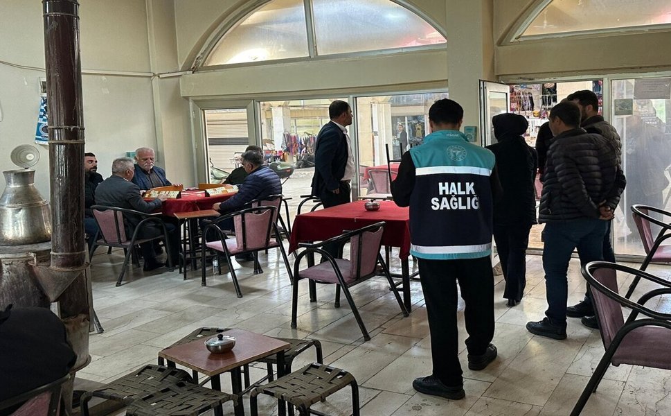 Hasankeyf'te Esnaf ve Vatandaşa Tütün Zararları Anlatıldı