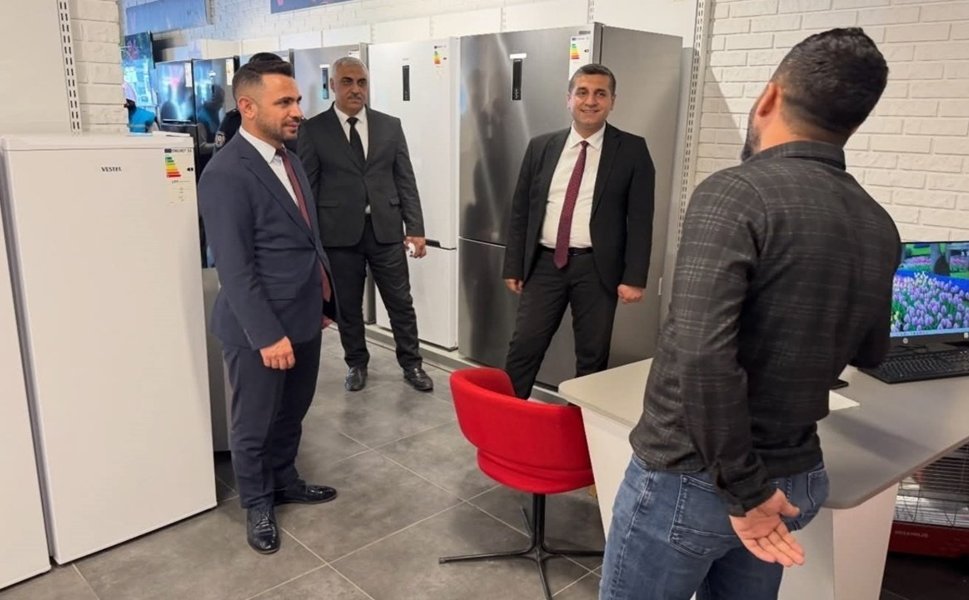 Kozluk Kaymakamı Esnafın Taleplerini Yerinde Dinledi