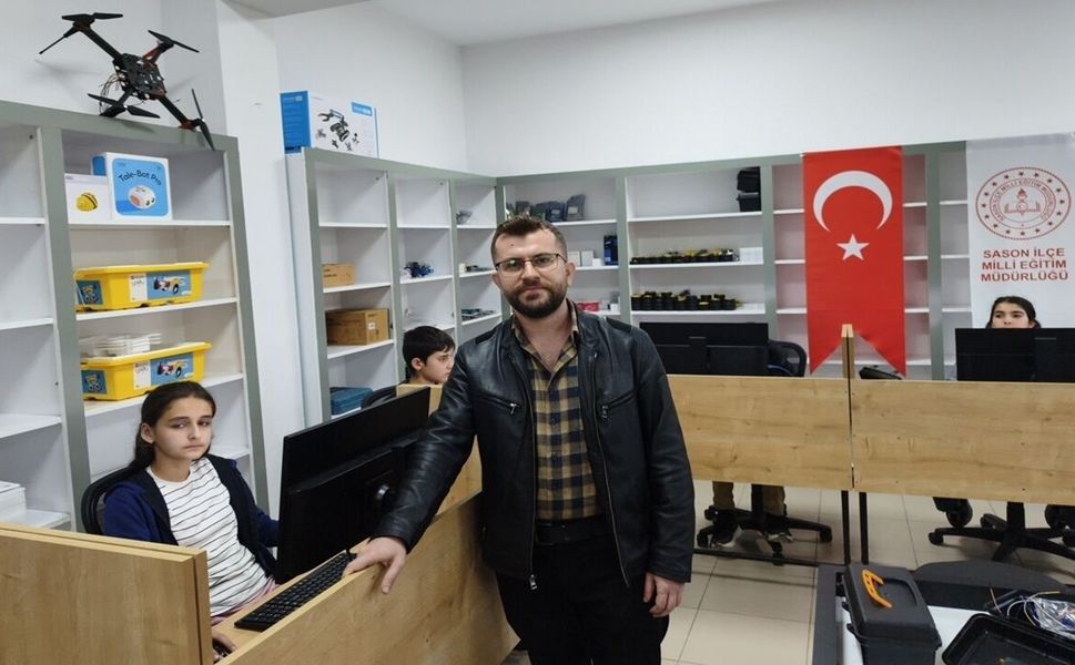 Sason’da 'Yaşayan Kütüphane' Kırsaldaki Öğrencileri Geleceğe Hazırlıyor