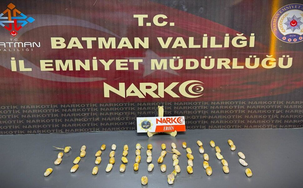 Yabancı Uyruklu Kurye Zehri Midesinde Taşımış
