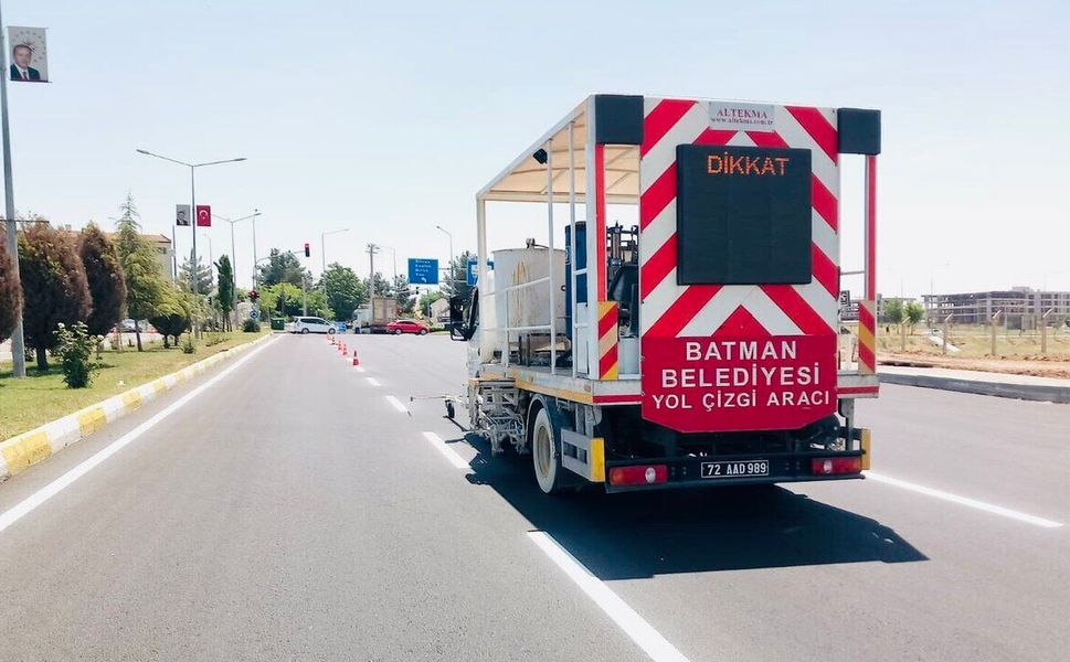 Recep Tayyip Erdoğan Bulvarı’nda Yol Çizgileri Yenilendi