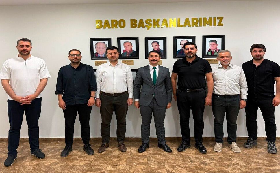 Batman Adalet Komisyonu Başkanı Adnan Esmer’den Baroya Veda Ziyareti