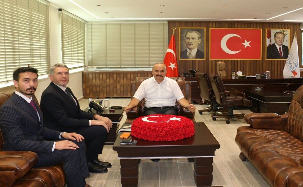 Vali Canalp'ten TPIC'e Kampüs Desteği