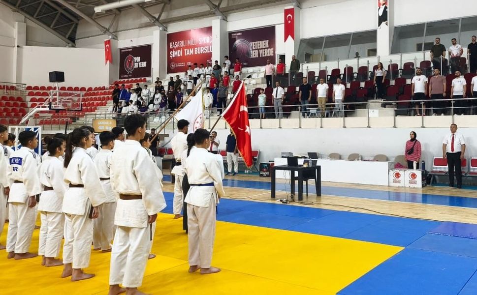 ANALİG Judo 1. Etap Müsabakaları Batman’da Tamamlandı