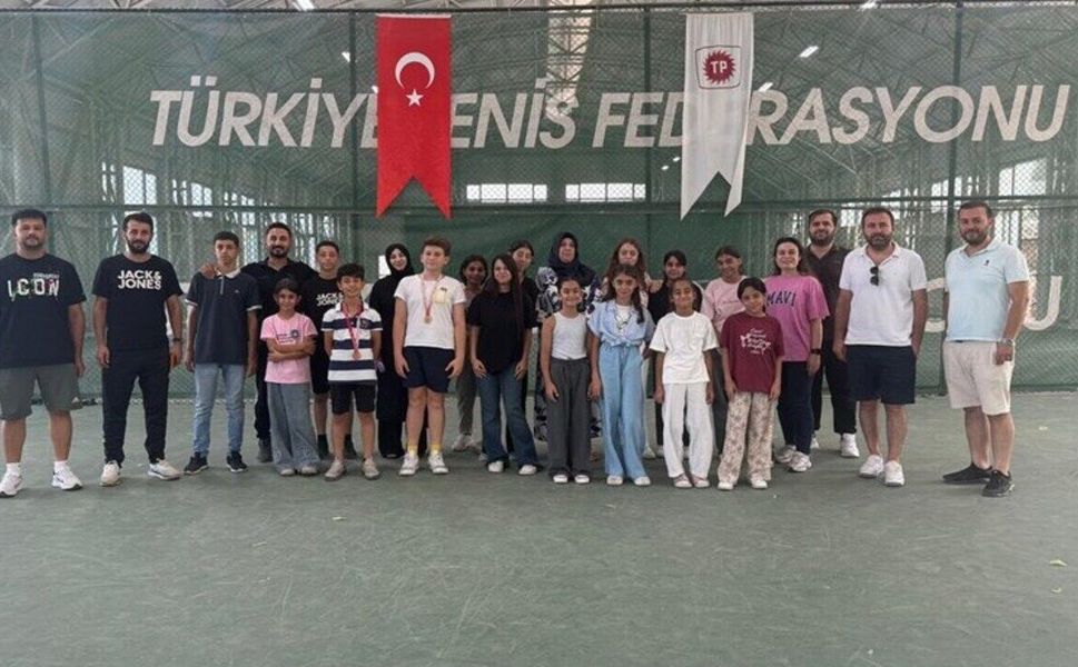 Batmanlı Tenisçiler Şırnak Yolcusu