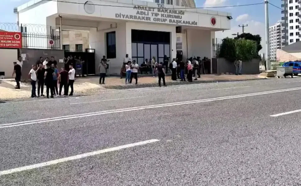 Dicle Nehri’nde Bir Kişi Ölü Bulundu