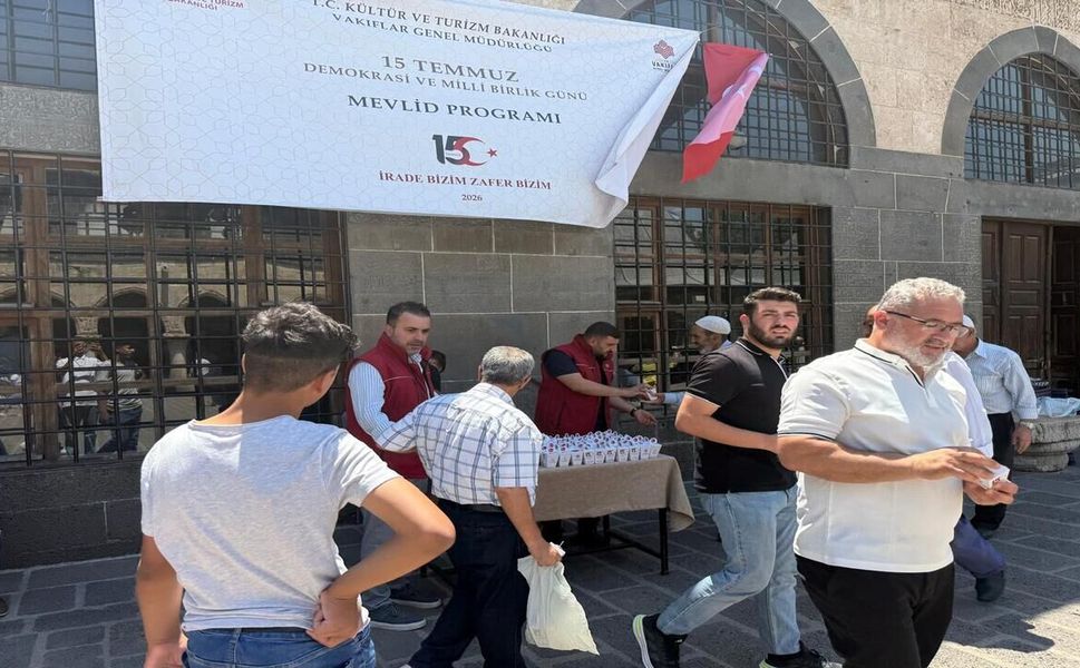 15 Temmuz Şehitleri İçin 4 İlde Mevlit Okutuldu