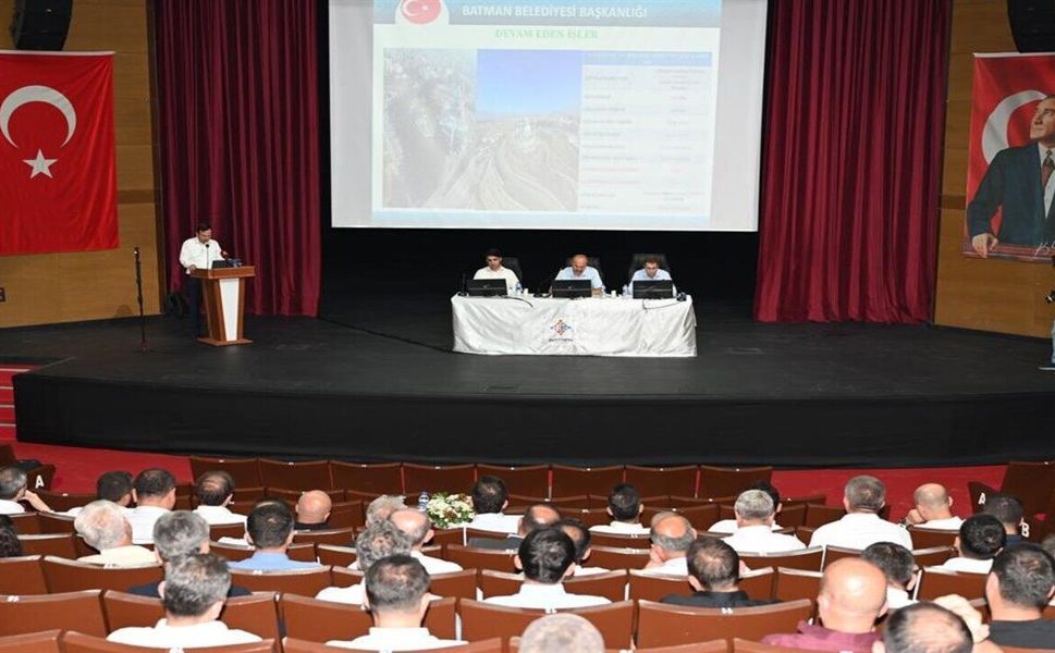 Batman’da 35 Milyar Liralık 368 Proje Masaya Yatırıldı