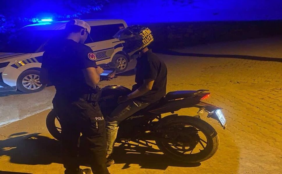 Sason'da Motosiklet Sürücülerine Sıkı Denetim