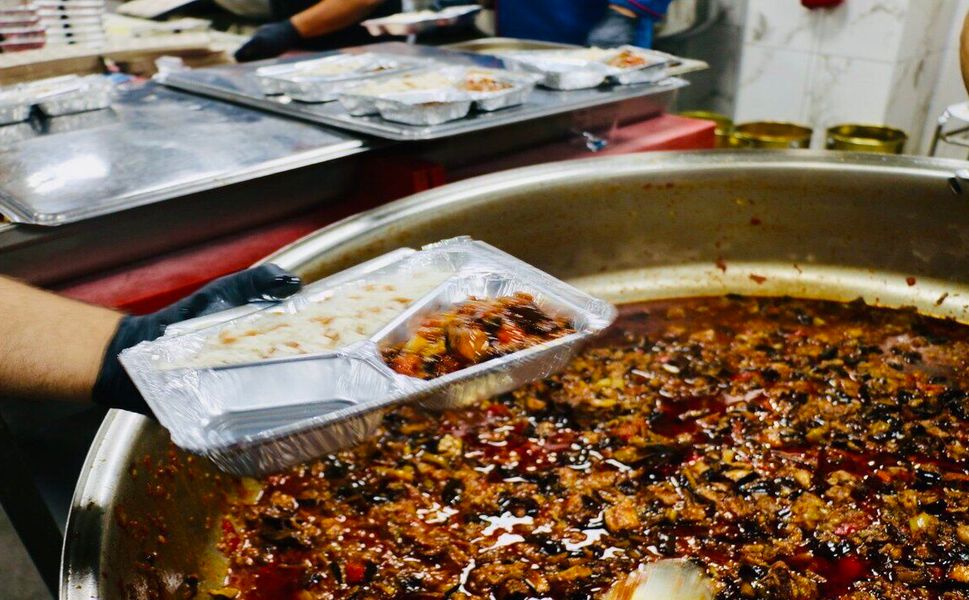 Batman Belediyesi 7 Ayda Taziyeevlerine 284 Bin Porsiyon Yemek Ulaştırdı