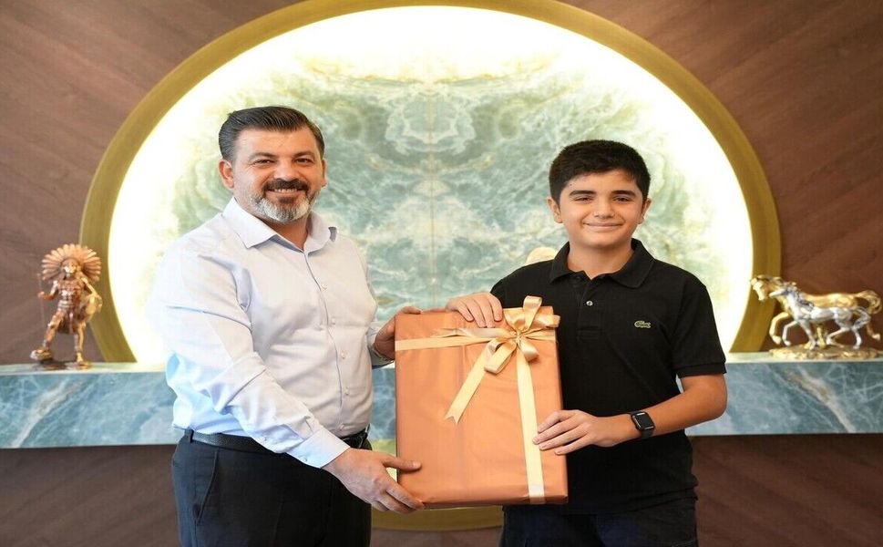 Ferdi Kurt’tan Eğitim ve Burs Projesi: “Başarılı Gençlerin Yanında Olacağız”