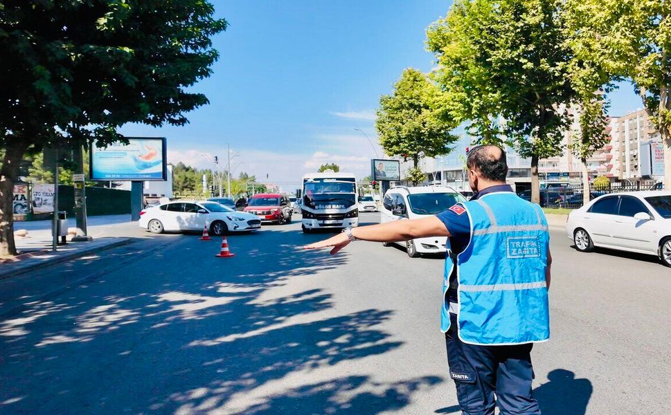 Klimayı Açmayan 10 Dolmuşa İşlem