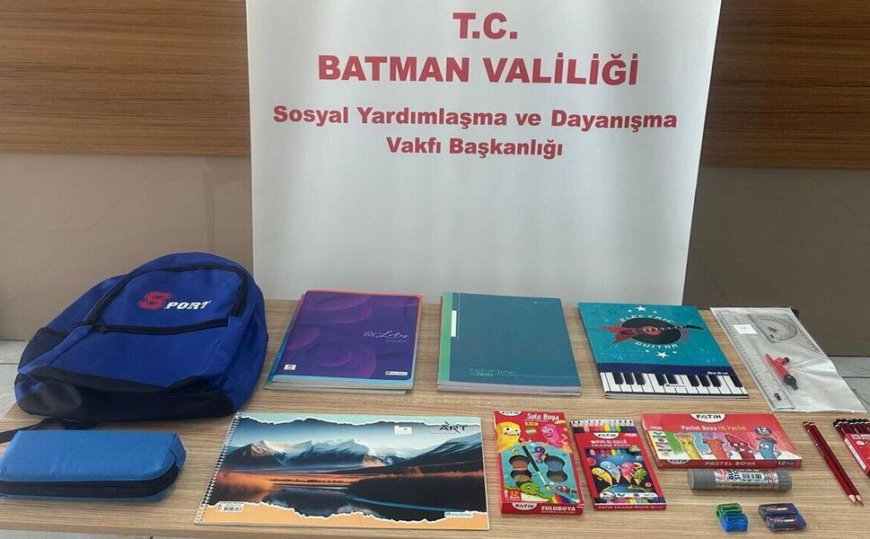 5 Bin Öğrencinin Kırtasiye Seti Evine Gidiyor