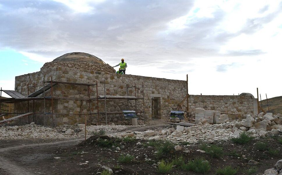 Ezidilerin Kutsal Mekânında Restorasyon Sona Yaklaştı