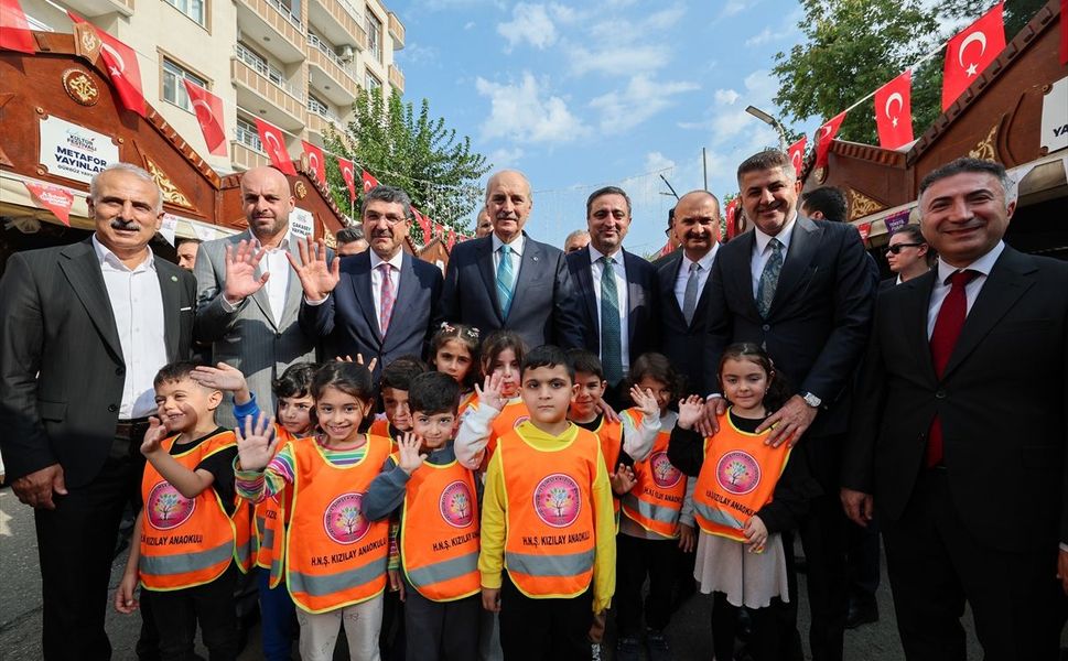 Numan Kurtulmuş Batman'da İki Noktayı Ziyaret Etti